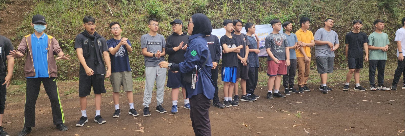 Dari Sebuah Industri, Lahir Sebuah Titian
